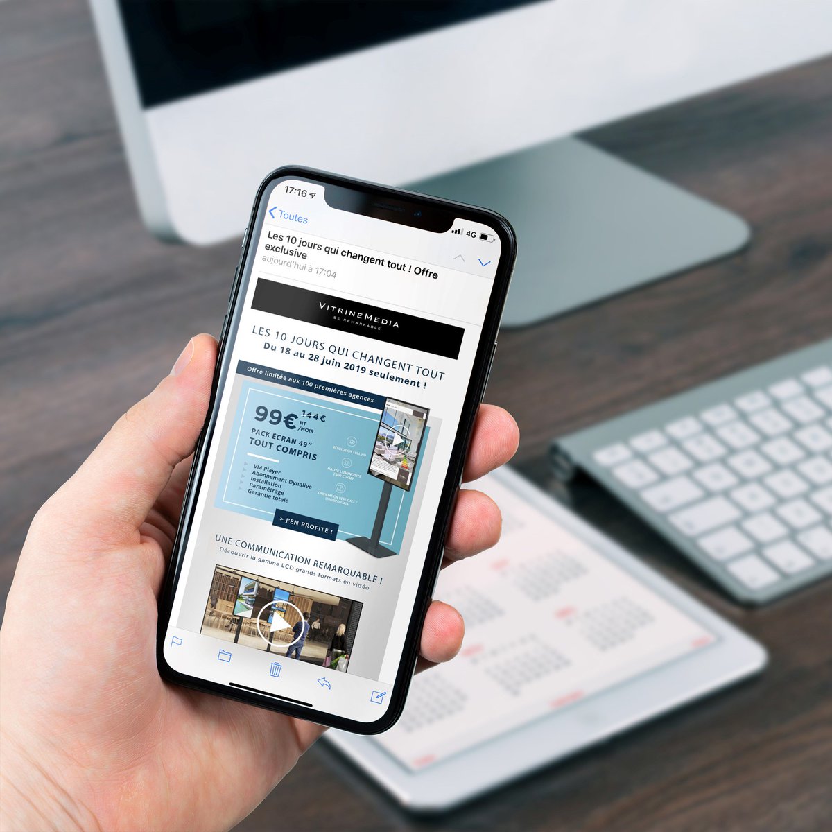 VitrineMediaFR's tweet image. Bénéficiez d&apos;un Pack écran LCD 49&apos;&apos; tout compris à 99€/mois au lieu de 144€ ! ⚡️

Cette offre exceptionnelle inclut :

⭐️ le VM Player
⭐️ un abonnement Dynalive
⭐️ l&apos;installation de l&apos;écran
⭐️ le paramétrage
⭐️ une garantie totale

Découvrir l&apos;offre : vitrinemedia.com/la/special-off…