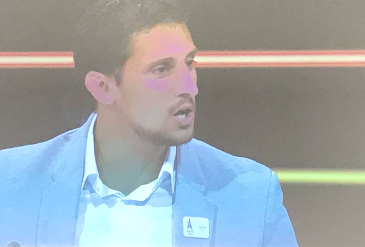 marchevrier's tweet image. Les 4 sports additionnels @Paris2024 adoptés par #134IOCSession La championne suisse  #climbing  Petra Klingler et le nonuple champion du monde de #breaking Mounir Biba ont présenté avec brio à Lausanne leur sport. Vote groupé avec #skateboarding #surfing @FranceOlympique