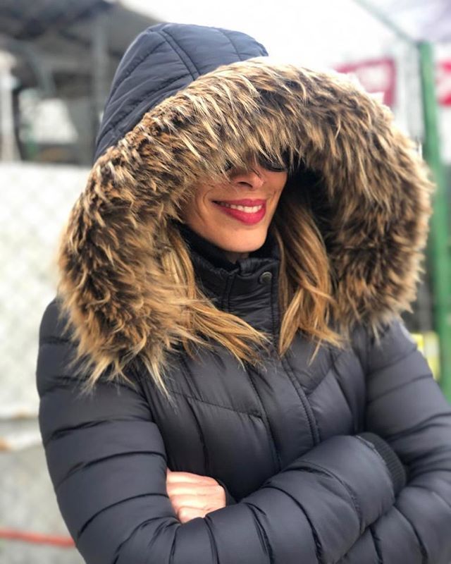 Mercedes Mora on Twitter: de una mañana fría . . PH: @feechegaray . #frio #cold #abrigo #esquimal #encapuchada #buenosaires #buenosairescity #aeroparque #coat #jacket #outfits #outfit #moda #fashion #fashionista #itgirl #itgirls https://t.co ...