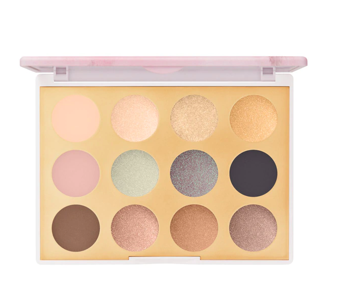 davelackie's tweet photo. Love MAC? I'm giving away the beautiful "Desert Lightning" collector eyeshadow palette featuring 12 cool-toned neutrals in rose gold/marble packaging on my blog. Enter on https://t.co/QFBisEL9Gp Blog giveaway https://t.co/eMp3UvyFTY