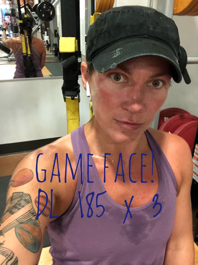 interstellarmel's tweet photo. #Deadlifts worked up to 185 x 3... for now π
#Squats light- 115 x 8
#Lunges body weight
#swimming x 40 laps
#GettingStrongAgain #PlantPower #SlayYouDay https://t.co/HHJ44ZGZJD