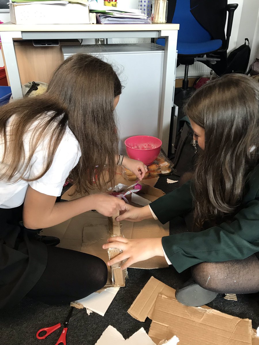RBSCHumanities's tweet photo. Building #castles in @RBSCHumanities #history with #KS3 students #AspireAchieveCelebrate https://t.co/3JFqjERTxe