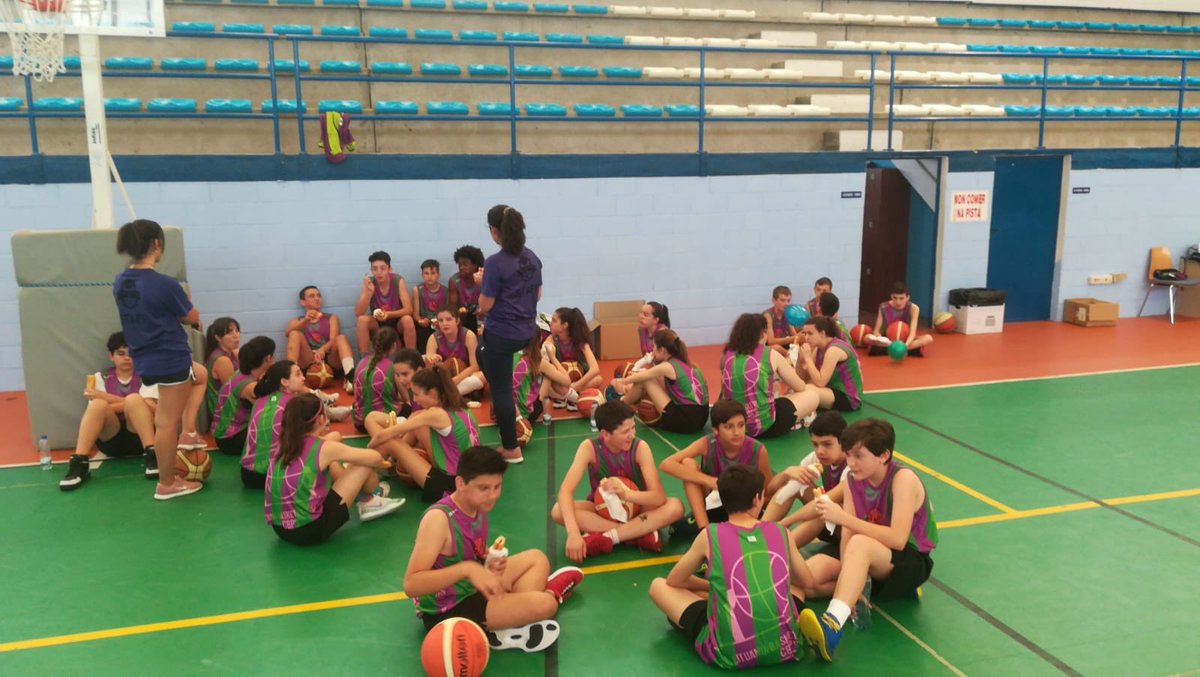 1º día do Lituania Basketball Camp.
Vytas, Tomas y Alberto Blanco todo un luxo.