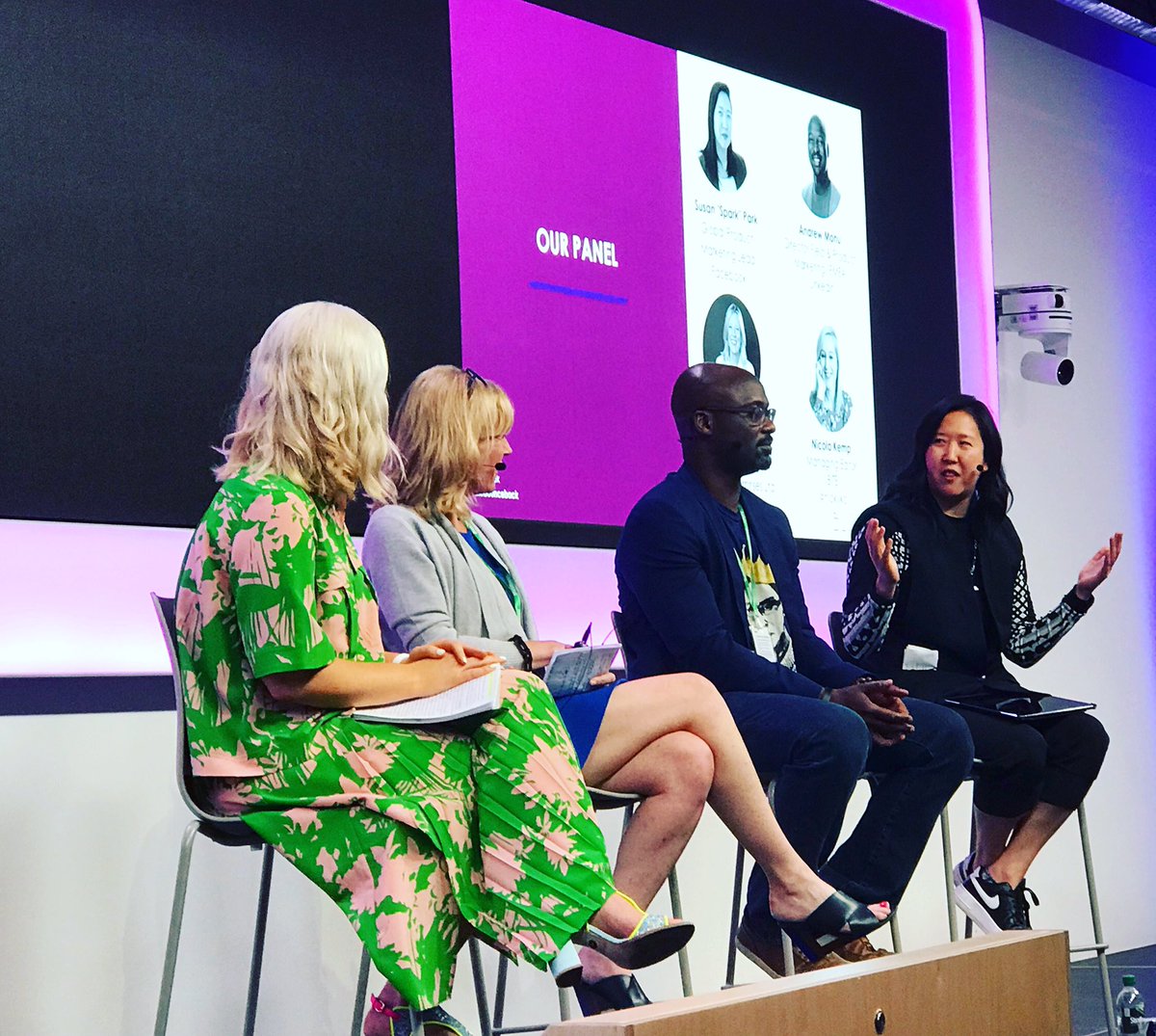 grphood's tweet photo. Brilliantly insightful evening as ever from Team @bloomuk featuring the always excellent @nickykc plus @lisatvirgin and a special workshop from the energy ball that is @healthy_selfish Talking about how to #bounceback from failure. Good topic for adland to be more open about 🤔 https://t.co/lZCcm6McdI