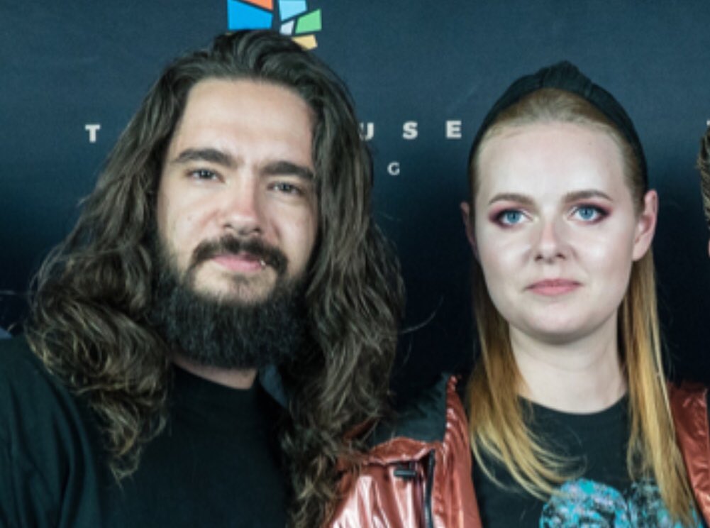 Кто-то знает где камера, а я нет😅