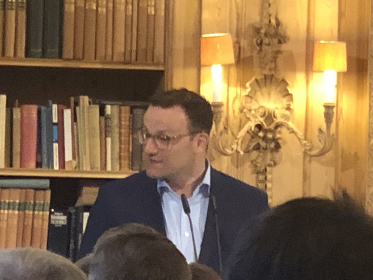 CaptainSysBio's tweet photo. Christof von Kalle @berlinnovation opens the #ViisionZero Cancer conference. Society should not accept cancer death as unavoidable fate, seconds @jensspahn   No alternative to defeat #cancer in the long term. https://t.co/NXvolkqBJI