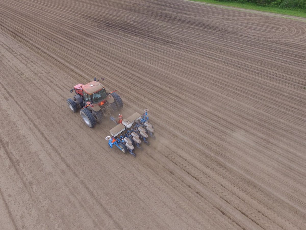 cbdacres's tweet photo. Partnering with Canada’s best farming communities https://t.co/SD9WLmd8D6