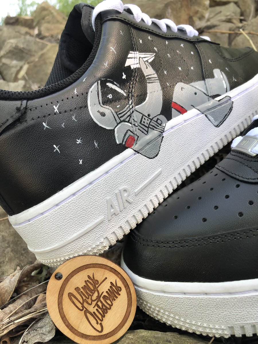 KingsCustoms_'s tweet photo. A S T R O N A U T 💫
@angelusdirect
#angelusdirect #angeluspaint #teamangelus #kingscustoms #af1
#space #astronaut #custom #paintedshoes #angelusbrand #outerspace #1of1 #customkicksonly https://t.co/QEjUVg7XGp