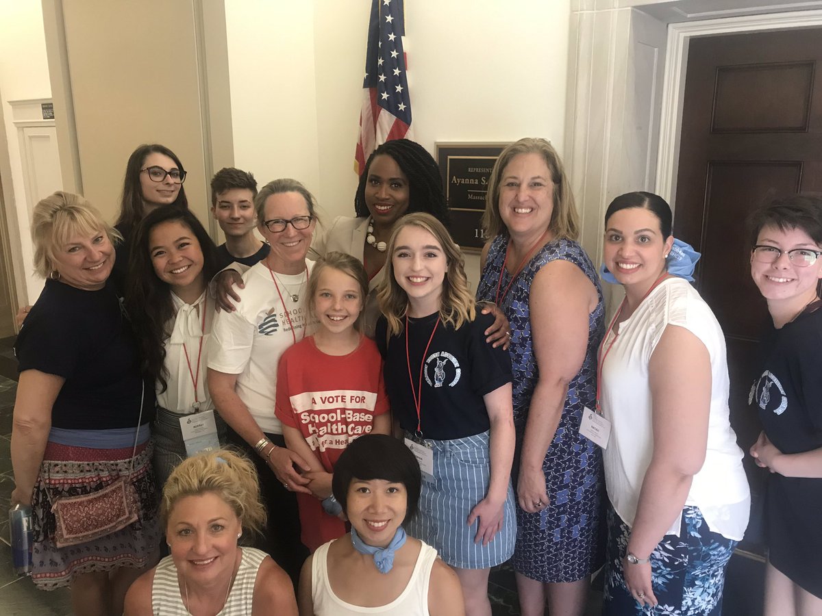 Thank you Rep. Ayanna Pressley for meeting with us today and your support of access to healthcare for all children. You are an inspiration. ❤️

#sbh4all #SBHC19 #masshealth4sbhc