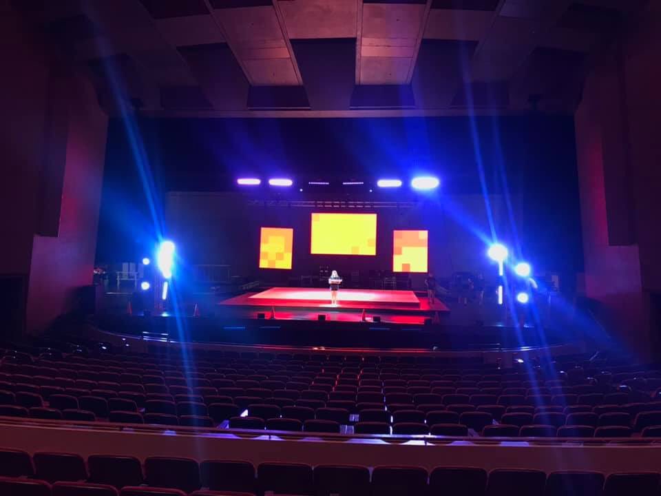 ksthespians's tweet photo. It’s all happening! Bring It On! has united 47 thespians from 24 troupes across the state of #Kansas and today we get to show the International Thespian Festival! @thespians1 @schooltheatre @mtishows #KSThespians #ThesFest19 #BringItOn #bringitkansas #beyondthestage https://t.co/pm3Z4bxG6A