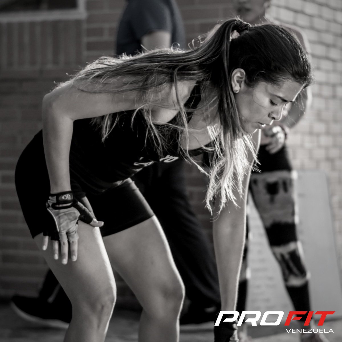 ProFit_Vzla's tweet photo. Nuestra Oficina. Y tu lugar de entrenamiento!
Ven a entrenar con #ProFitVzla
Aquí te ofrecemos siempre lo mas innovador, dinámico y enérgico en training ven a comprobarlo. 
Una vez que vengas no vas a querer irte. 
#ProFitVzla #TeamProFit
Somos la Diferencia https://t.co/8HNeA6L245