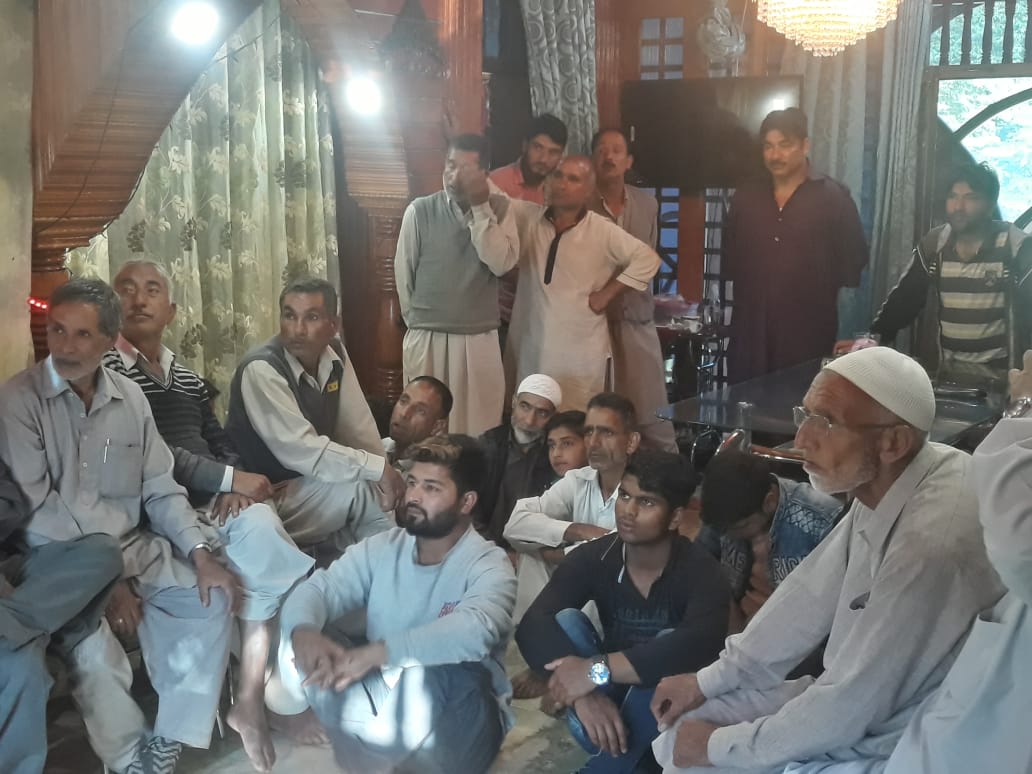 ImranNDar's tweet photo. Had a fruitful interaction at Nasirabad Kulgam today. #OnlyHal #JKNC https://t.co/gIM7ncgkZ8