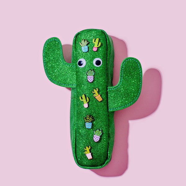 PinFactory's tweet photo. Succulents for days 🌵
📷 @punkypins
#custompins #enamelpin #pingame #lapelpin #customenamelpin #custommerch #merchandise #merch #etsyseller #pingame #pingamestrong #illustratorart #custommade #lapelpins #enamelpins #pinbadges https://t.co/a9pdcICA9W