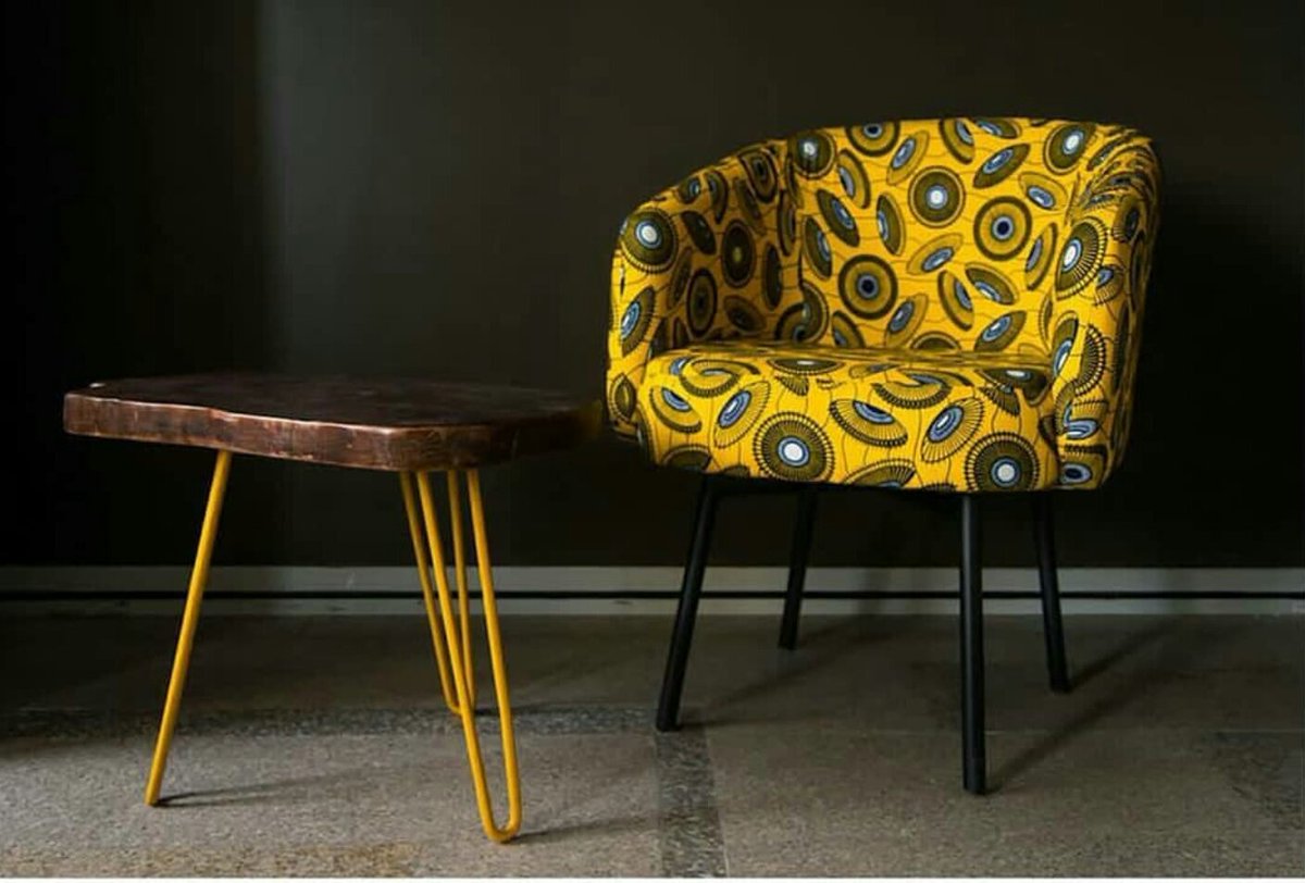 dahavenafrica's tweet photo. Young man: You are in my seat
.
.
#taeillo #dahaven #africatotheworld #africans #diaspora 

Call or message us now on +2348060934050 to order

#WoleSoyinka 

#wolesoyinka https://t.co/YRSpuE3OY0