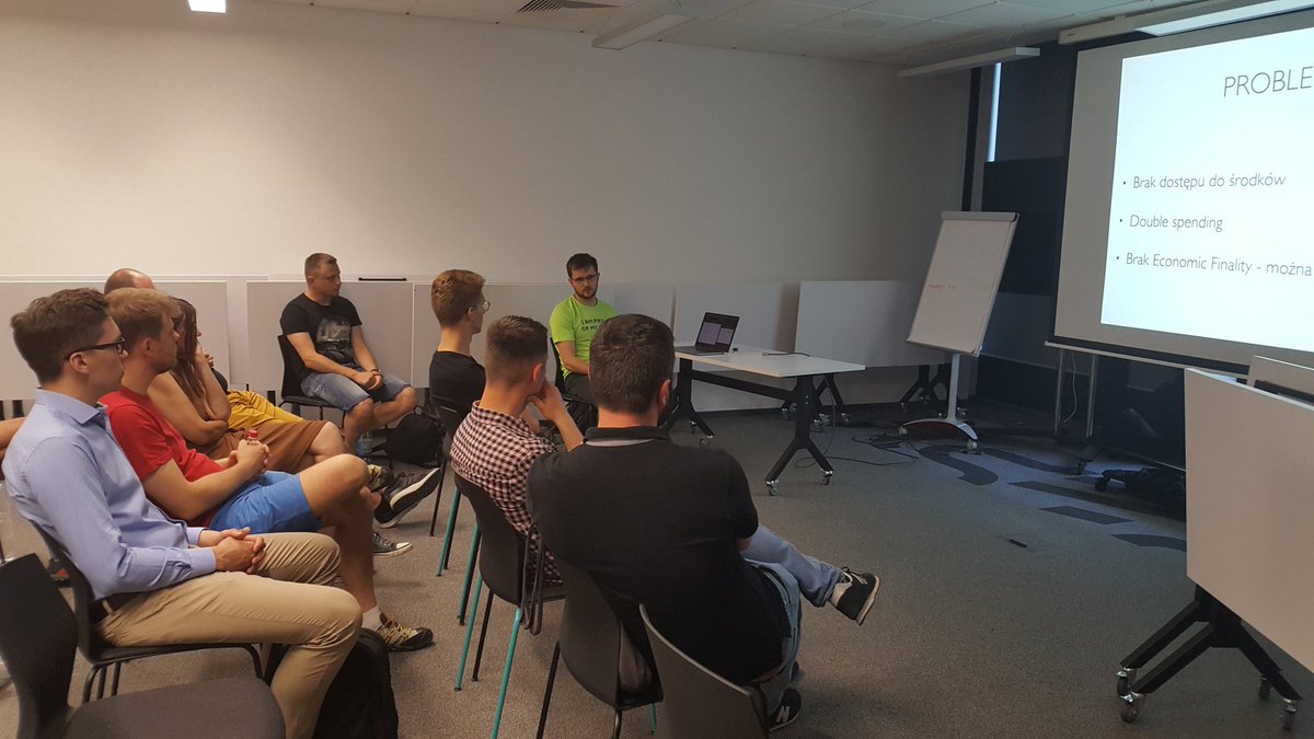 blockchain4e's tweet photo. Trwa nasz #SmartContracts #meetup Zapraszamy #B4E https://t.co/LIDLgfH1Cg
