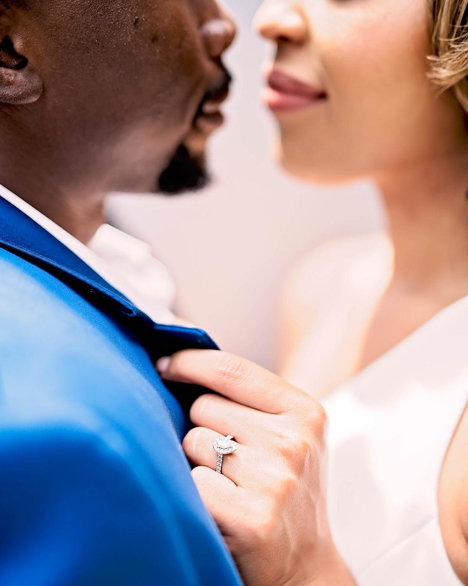 A RE-FOUND LOVE - Not only are these portraits breathtaking, but so is their love story. Brittany and Richard had a beautiful daughter together 11 years ago, but decided to go their separate ways. With time and maturity, they've chosen to begin again ♥️ 
Photos: <a href="/pharrisphotos/">Pharris Photography</a>