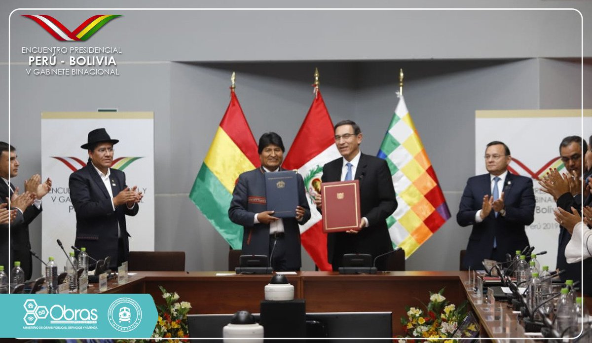 Los presidentes <a href="/evoespueblo/">Evo Morales Ayma</a> y <a href="/MartinVizcarraC/">Martín Vizcarra</a> firman la declaración de #Ilo en el marco del V Gabinete Binacional, los siguientes acuerdos en: Medioambiente y Recursos hídricos, Seguridad y Defensa, Desarrollo Económico e Infraestructura. #BoliviaIntegra 🇧🇴 🤝 🇵🇪