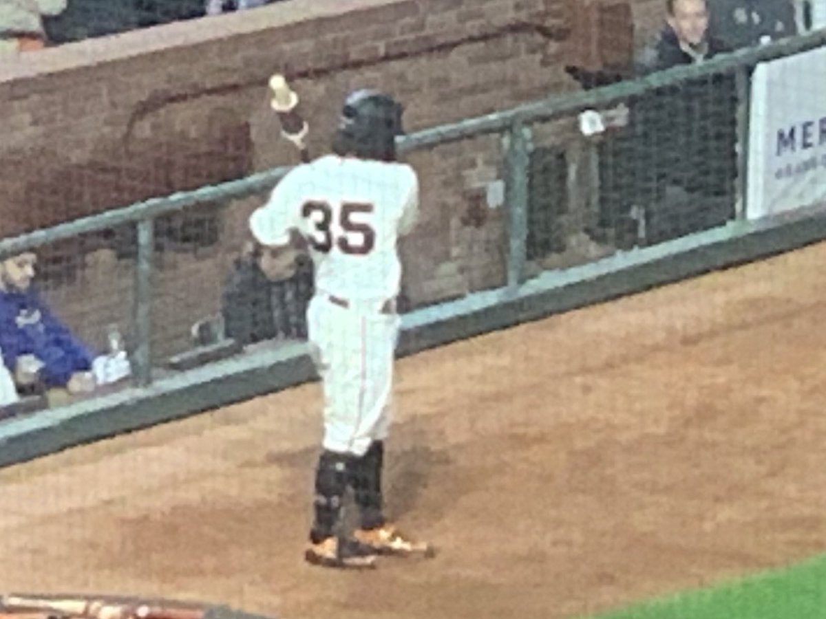 dreuters's tweet photo. Admittedly, I haven't actually seen as many @SFGiants games in the last few weeks as I normally do so maybe this is old news, but what's up with this? That's a much better look than the pajama pants, @bcraw35! https://t.co/R4Q9s1mrJ1