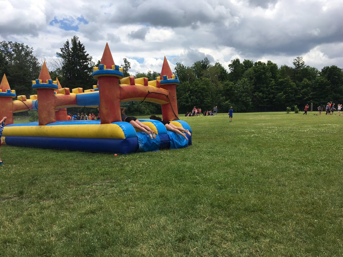Mrs_TurnerBio's tweet photo. Diving into summer like... #waterday @MonsignorONeil https://t.co/pxCVFKlAVH