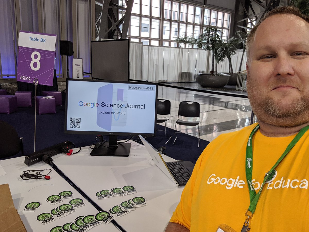 jleeTechPercent's tweet photo. Come checkout the #googlesciencejournal in the #GoogleEdu playground! Table B8 until 2:40. #ISTE19 #STEM @ISTESTEM #METCpd #METCpodcast @EducPlus https://t.co/8A2rMJV3IM