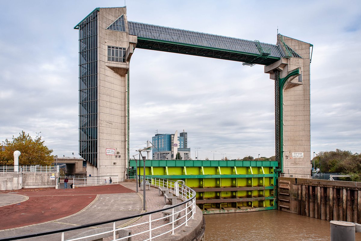 YorkshireWater's tweet photo. We've joined forces with @Hullccnews to create a new initiative to address #flooding issues when considering future planning developments. > https://t.co/QYZnnWPnk8 @LivingWithH2O #hull #floods https://t.co/WlYnU146p4
