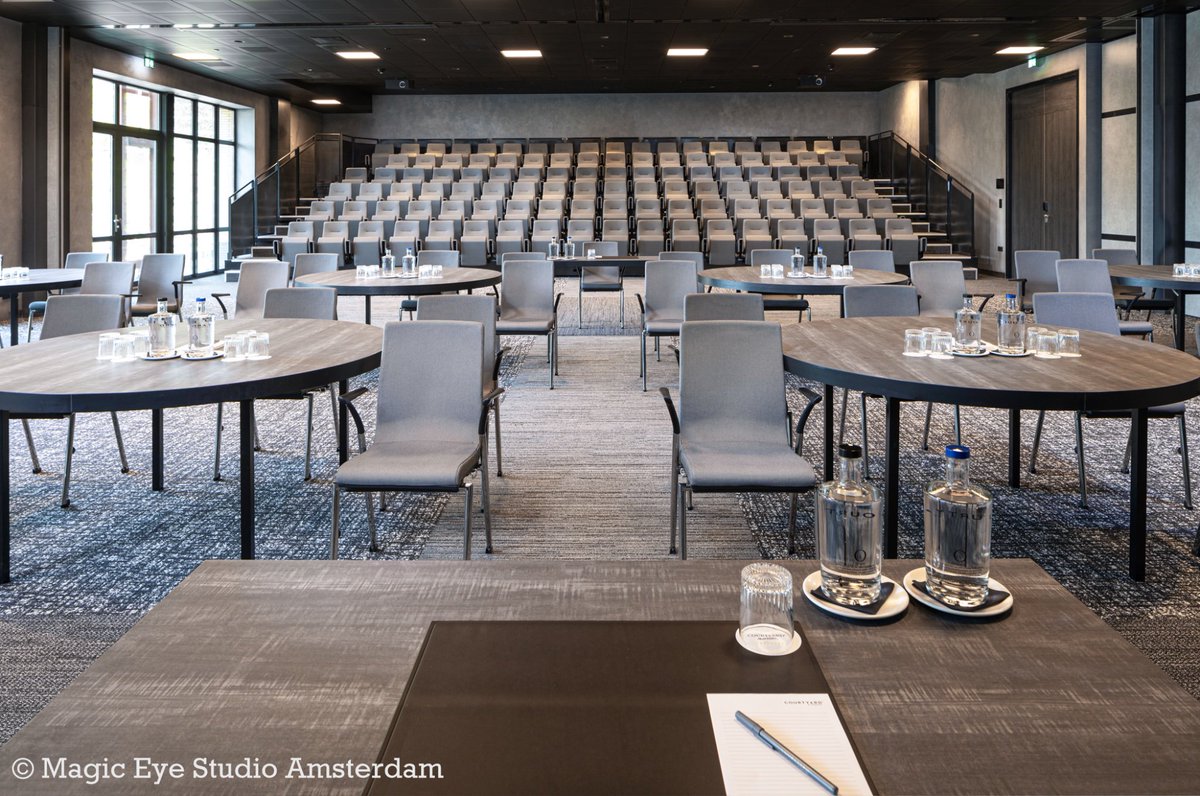MagicEyeStudioA's tweet photo. Meeting Room Fotografie  @ COURTYARD BY MARRIOTT AMSTERDAM AIRPORT                                                                         https://t.co/x0gIc38q8i
Photo Credit; @KaanSensoyPhotography
#meetingroom #airporthotel #hoteldesign #Hotelfotografie #Amsterdam #hotelphoto https://t.co/KMDw6xnk6N