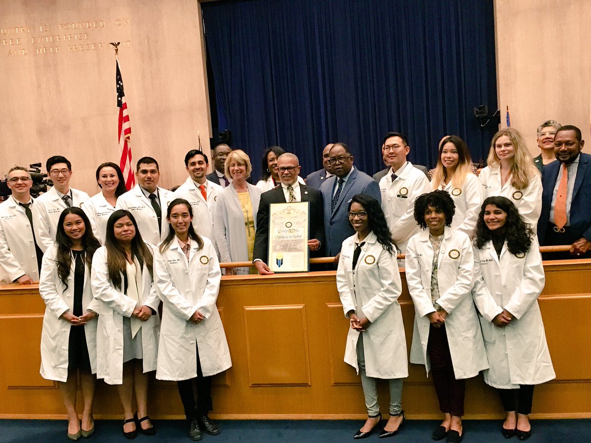 MRTHumanService's tweet photo. Congratulations to @cdrewu residents in #familymedicine &amp; #psychiatry who received special recognition from @mridleythomas &amp; @SupJaniceHahn at @CountyofLA Board of Supervisors meeting. You represent the bright future of #LACounty &amp; bring #hope and #health to our communities! https://t.co/oePh5iN1pJ