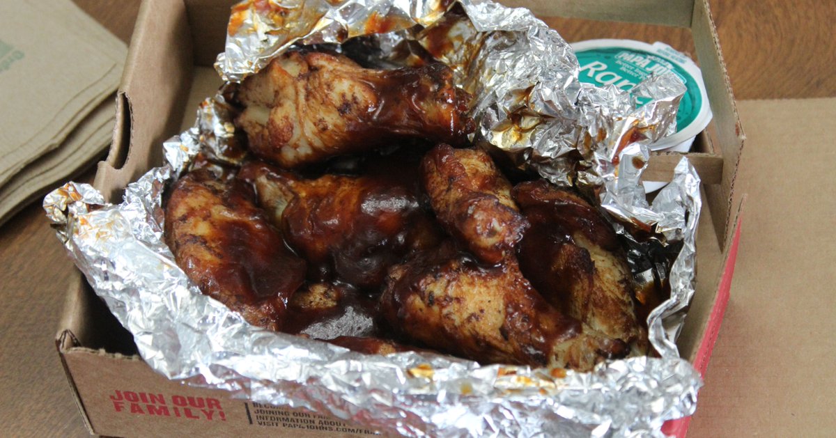 papajohnscincy's tweet photo. Our wings are the perfect sidekick to your favorite pizza. Order now at https://t.co/JR4MEO4diV and pick them up on your way home from work. https://t.co/gZdsauU5Y9