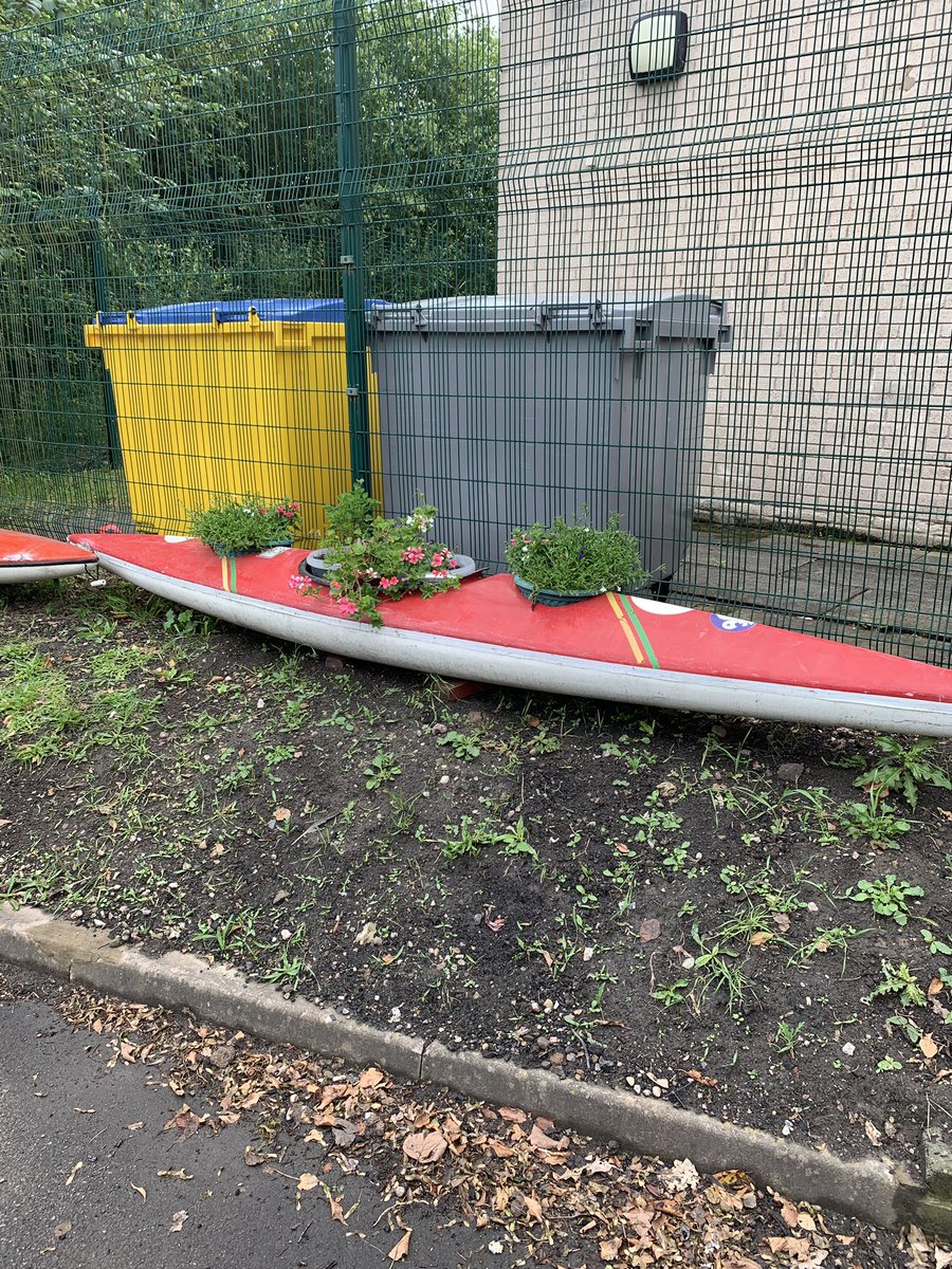 Is there a more Scoutier way of recycling old Fibreglass canoes to decorate an activity space at the 3rd Warrington East (1st Culcheth) <a href="/CheshireScouts/">Cheshire Scouts</a>
