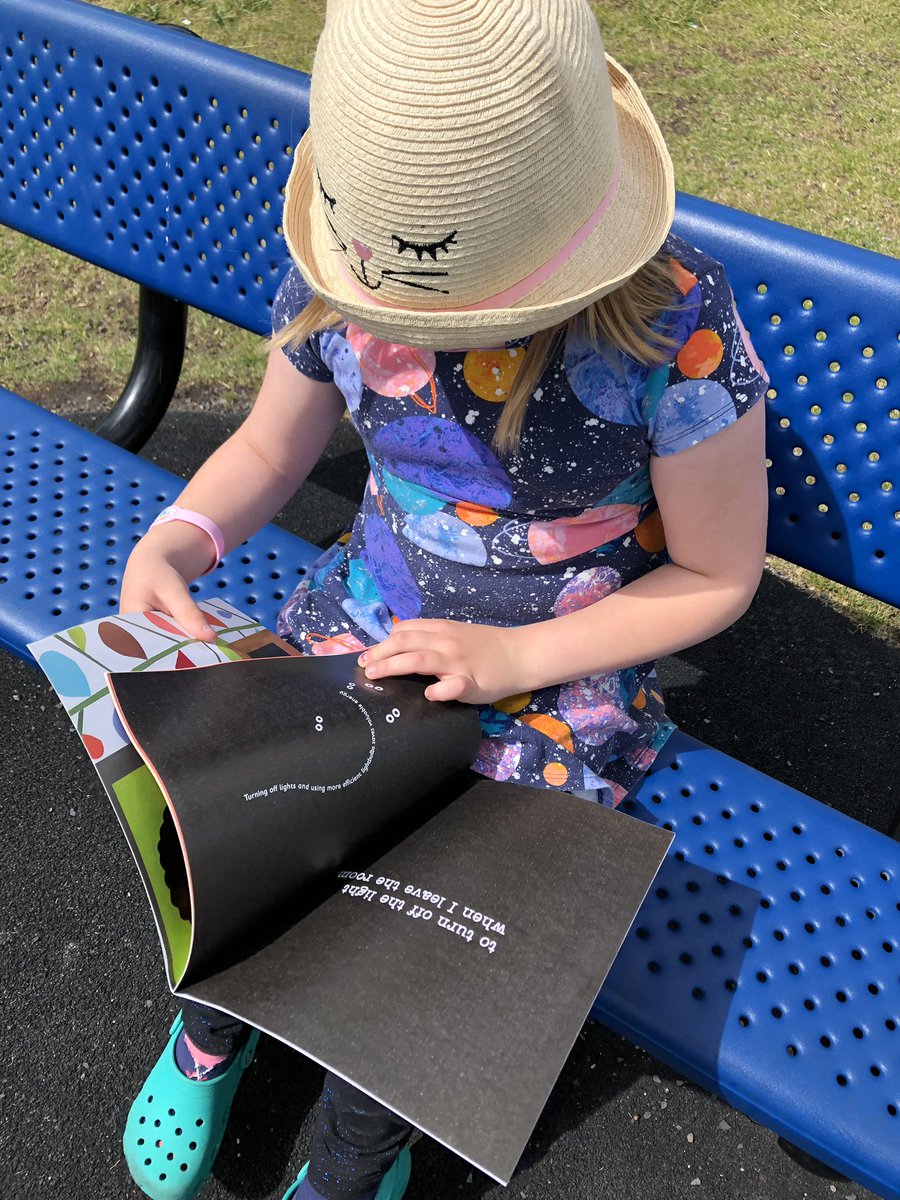 grade1derfulyyc's tweet photo. We took reading outside to the playground today! Ask your child the special spot they found to enjoy a good book! #Allard https://t.co/EDvoOoTrEs