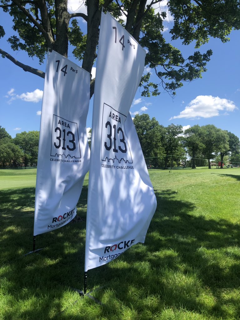 ChildrensFndn's tweet photo. Getting ready for the #Area313 Challenge! @RocketClassic @LarryBurns @RickieFowler @DJohnsonPGA @bubbawatson ⛳️🏌🏼‍♂️ https://t.co/CmqCq7QRGu