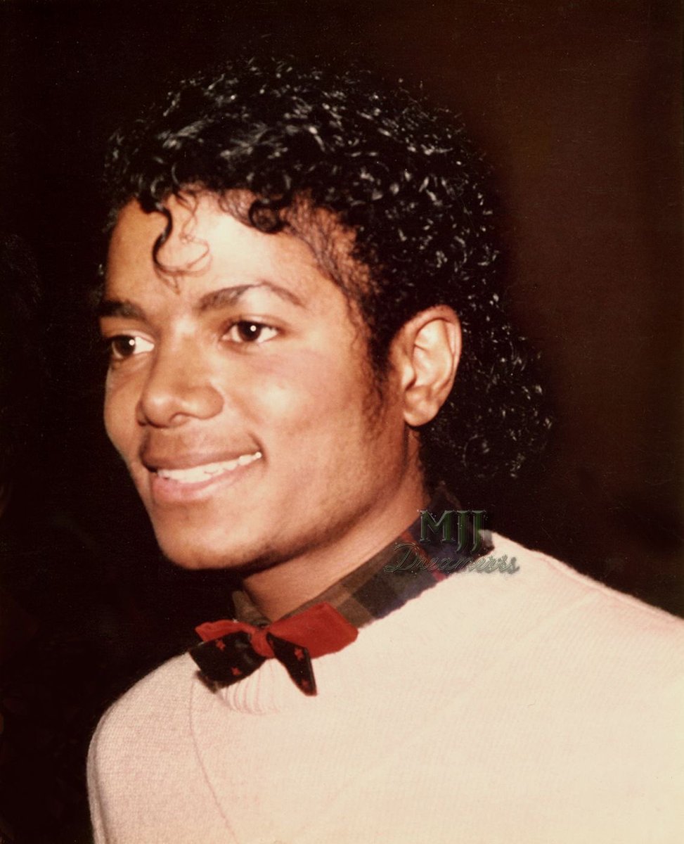 michaelxscape58's tweet photo. I’ll never forget this day.#10yearsWithoutMichaelJackson https://t.co/6uQUTz19kR
