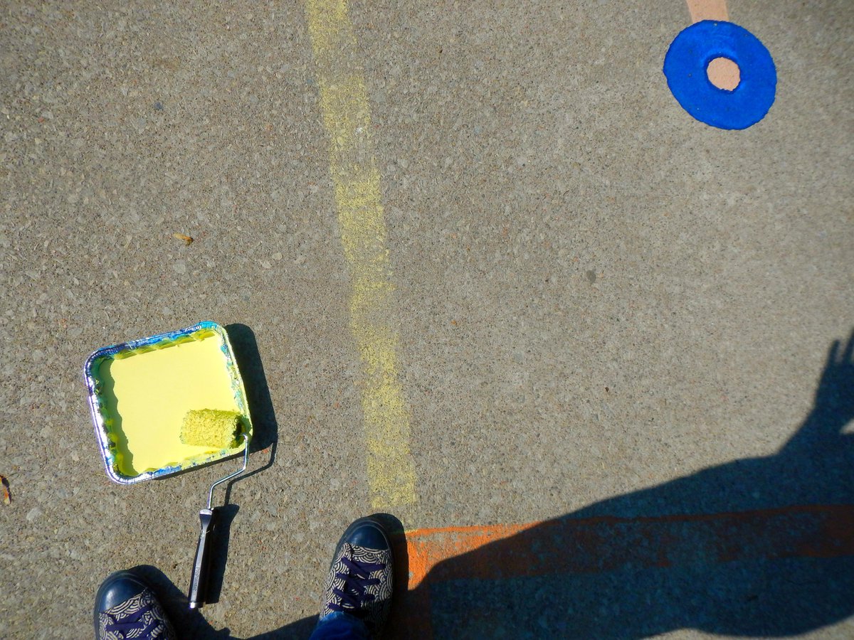 LabyrinthsDOTca's tweet image. Saturday June 22 2019:

Continued re-painting my now very faded eight year old Labyrinth in the Wading Pool of Sir Casimir Gzowski Park in Toronto;

In-between Sunnyside Boardwalk &amp;amp; #PanAmPath

Labyrinths.ca

| #Labyrinths🍥#SunnysideBeach #ParkTO #Toronto🏙️#placemaking