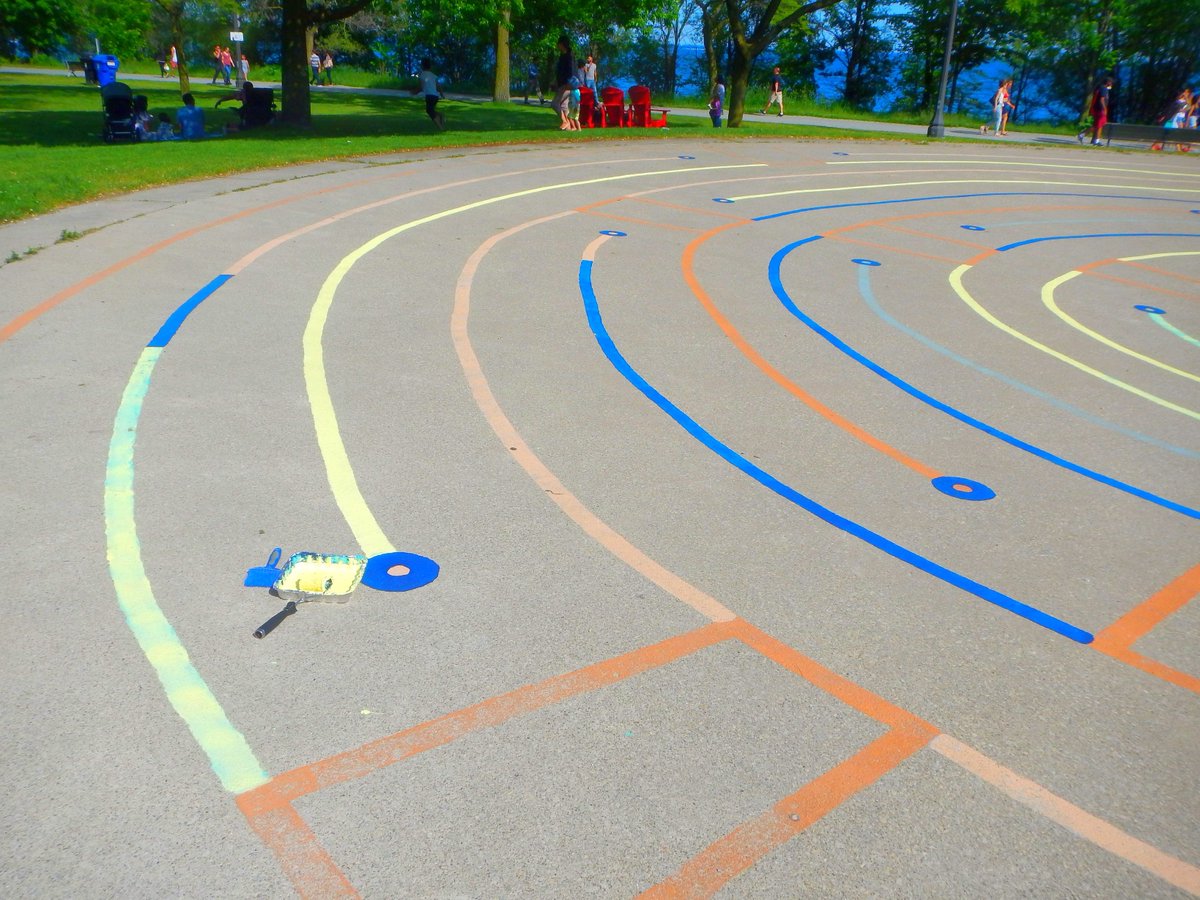 LabyrinthsDOTca's tweet image. In 2011

When I painted the original Labyrinth in the Wading Pool in Sir Casimir Gzowski Park,

Toronto's PanAm Games were 4 years away in 2015;

Today, it's 4 years past.

#PanAmPath Remains.

Labyrinths.ca

| #Labyrinths🍥#SunnysideBeach #ParkTO #Toronto🏙️#placemaking