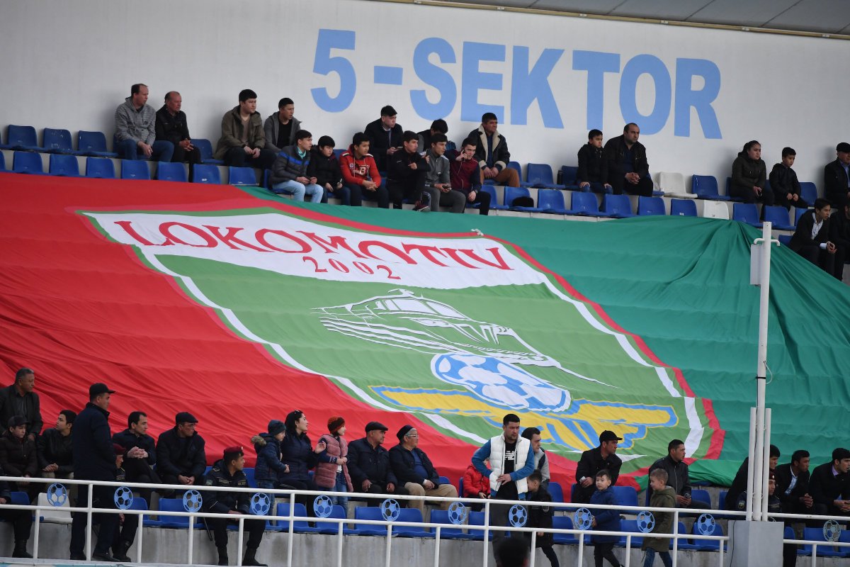 TheAFCCL's tweet photo. #LogoTuesday
Did you know? The famous train on @LokomotivUzb’s logo is because the owner of the club is the state-owned Uzbek Railways!
And since then, they have won three back-to-back-to-back league cups 🏆🏆🏆

#TheTrainCantBeStopped https://t.co/VzPzkUNKDB
