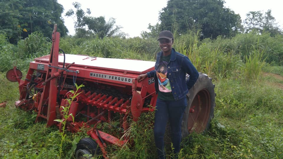Ainatolulope1's tweet photo. Welcome baby 😍😘,

I promise to love you and do you right.

#mechanization #tractor #agriculture #womenInAg #Youth4Ag #Agtivated https://t.co/Kj8WWxcTgg