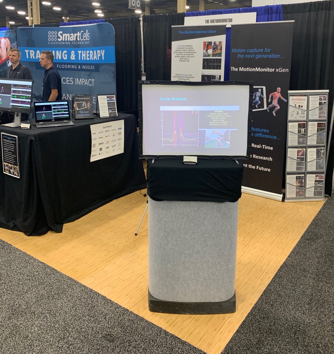 motionmonitor's tweet photo. The MotionMonitor xGen (#TMMxGen) captures real-time data from over 14 mocap technologies. Simplify your workflow by capturing all data types (including #force, #EMG, #EEG, #VR) in 1 software, with a live skeletal animation and data display. See live in Booth #2050 at #NATA2019 https://t.co/HhwdYCeJ5n