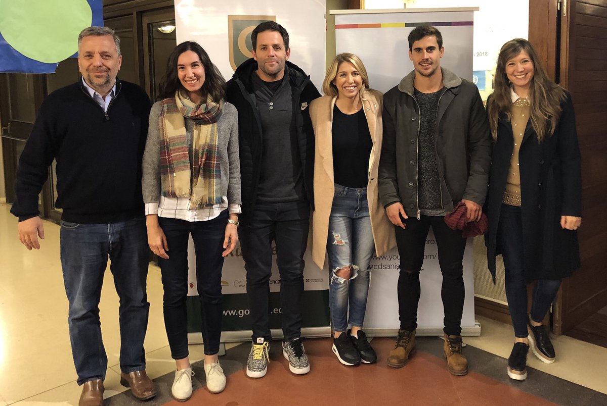 HCDSanIsidro's tweet photo. 🎙 | Comienza la tercera charla del ciclo #ProtagonistasSI con la actriz Florencia Bertotti, el DJ Tommy Muñoz y el rugbier de Jaguares Tito Díaz Bonilla.
#AtreveteASoñar https://t.co/1C12JZjO0d