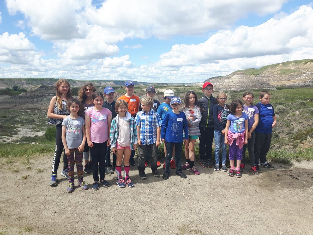 LNewby1969's tweet photo. @SchulerPRSD8 Grade 3 to 5 students from Schuler School and New Brigden at Royal Tyrell Musuem. https://t.co/mGmh3uO110