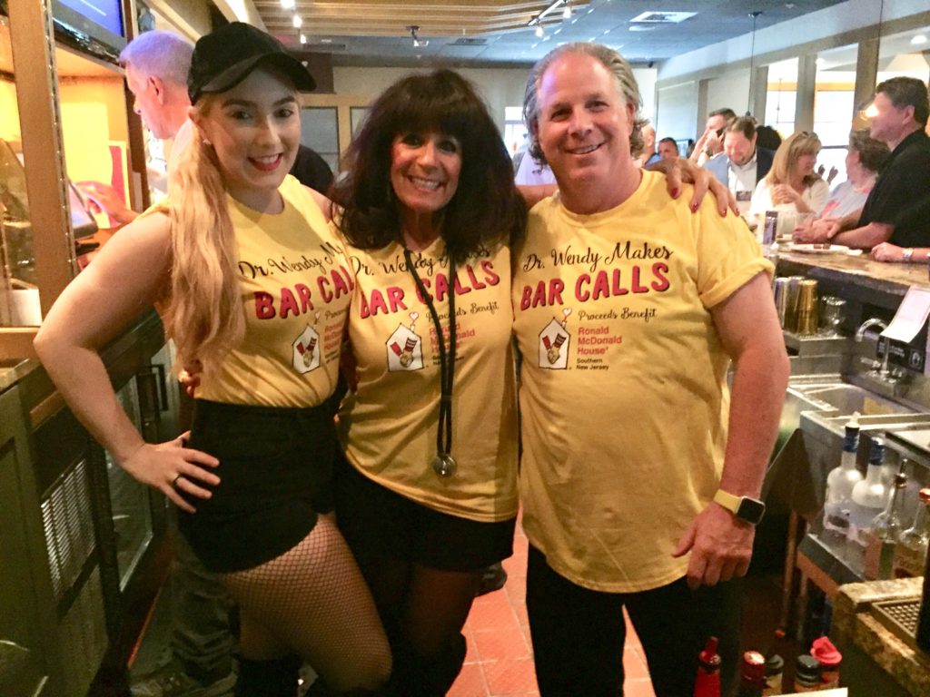 It was an honor to host the @RMHSNJ for a celebrity bartending event here at Redz Restaurant! They raised $8,000 for families staying at the Ronald McDonald House in Camden! Thank you for allowing us to be a part of your fundraiser!

#rmhsnj #redz #fundraiser #visitsouthjersey