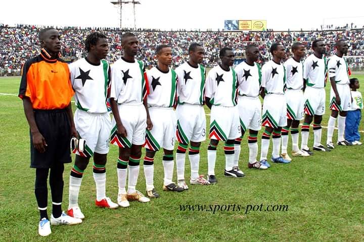 How good was this kit 🔥🔥
#HarambeeStars #KenyaCupFinal #TotalAFCON2019 #JazaStadi