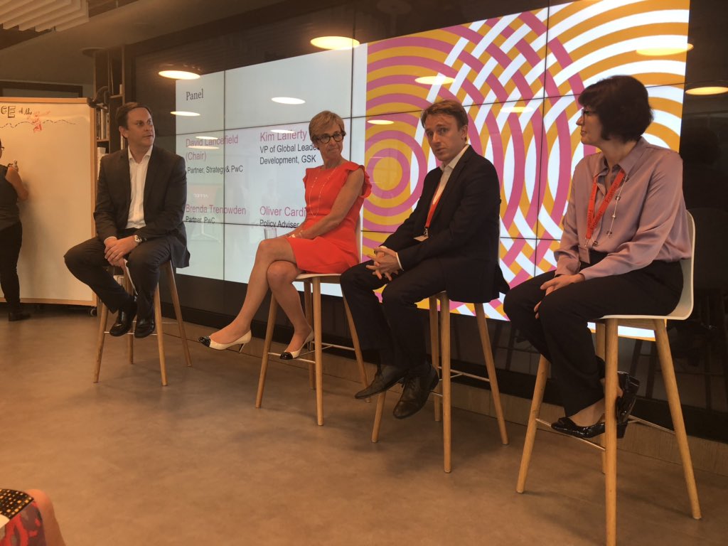 Tarahartley10's tweet image. “Live it, don’t laminate it!” Totally stealing that phrase from #Futureofwork event at PwC Frontier today where we covered #Automated workforce, #workingwithrobots, #gigeconomy and #purpose +++ .Exciting times!
