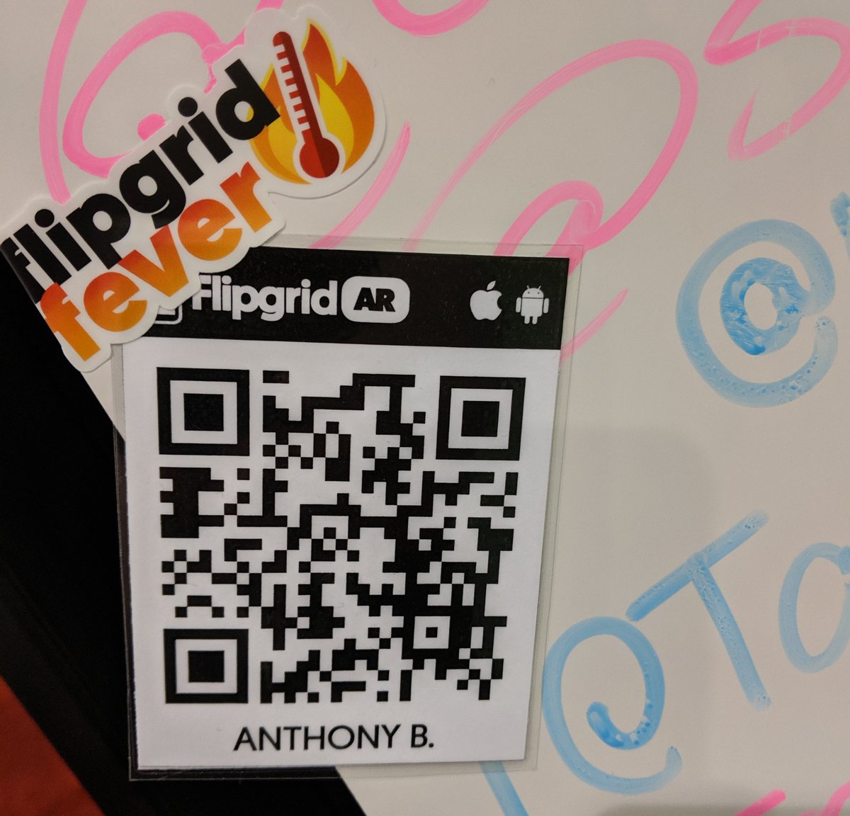 JoeMarquez70's tweet image. Are you sad that @hpreveal aka aurasma is no more? Use @Flipgrid&apos;s new AR codes for interactive gallery walks and AR for student yearbooks!!!