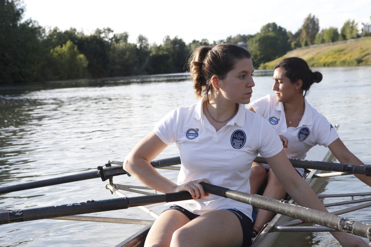 SportLUISS's tweet photo. 🚣‍♀️Un applauso al team di #canottaggio #Luiss, che ha chiuso in bellezza la stagione sportiva, ottenendo la sua prima medaglia d'oro
👌A conquistarla è stata Ilaria #Transi, vincitrice del singolo Under 23 della regione #Lazio
#OrgoglioLuiss #LuissMoreThanFamily #LuissSportProgram https://t.co/0I47z4hXcZ