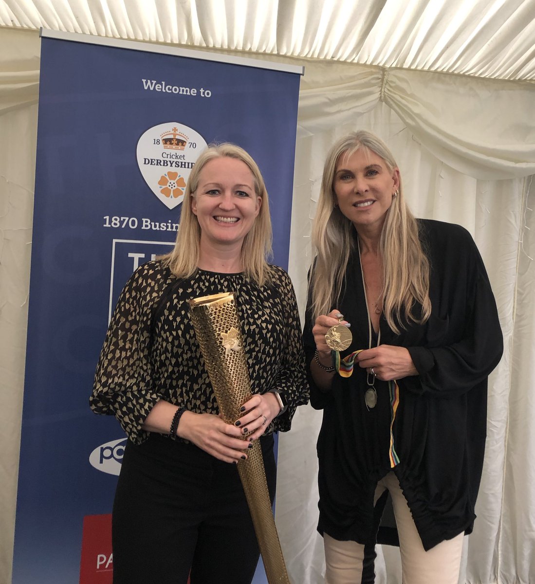 Angela Darar tweet media