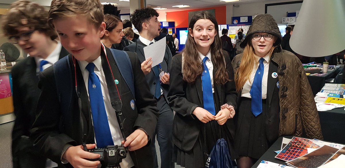 medillus's tweet photo. Budding clinical photographers from Mcr Health Academy  visting our stand at #YPEvent 2019 @MFTnhs @Health_Academy . Thank's for dropping by, we hope you enjoyed your visit today! @imi_org @MFT_Research https://t.co/ySf0MoEhKD