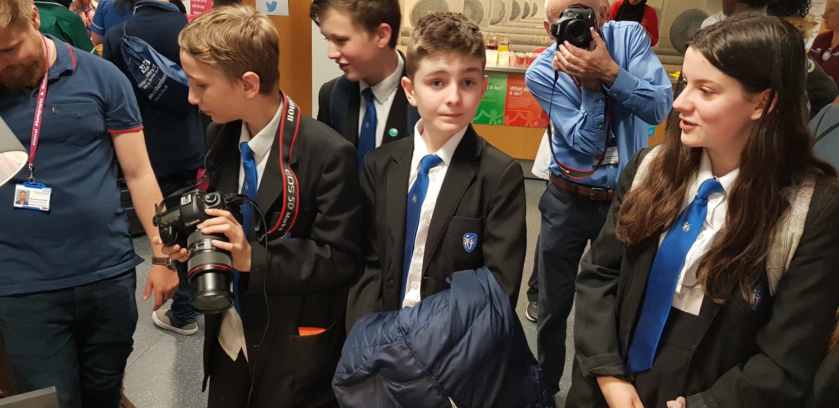 medillus's tweet photo. Budding clinical photographers from Mcr Health Academy  visting our stand at #YPEvent 2019 @MFTnhs @Health_Academy . Thank's for dropping by, we hope you enjoyed your visit today! @imi_org @MFT_Research https://t.co/ySf0MoEhKD