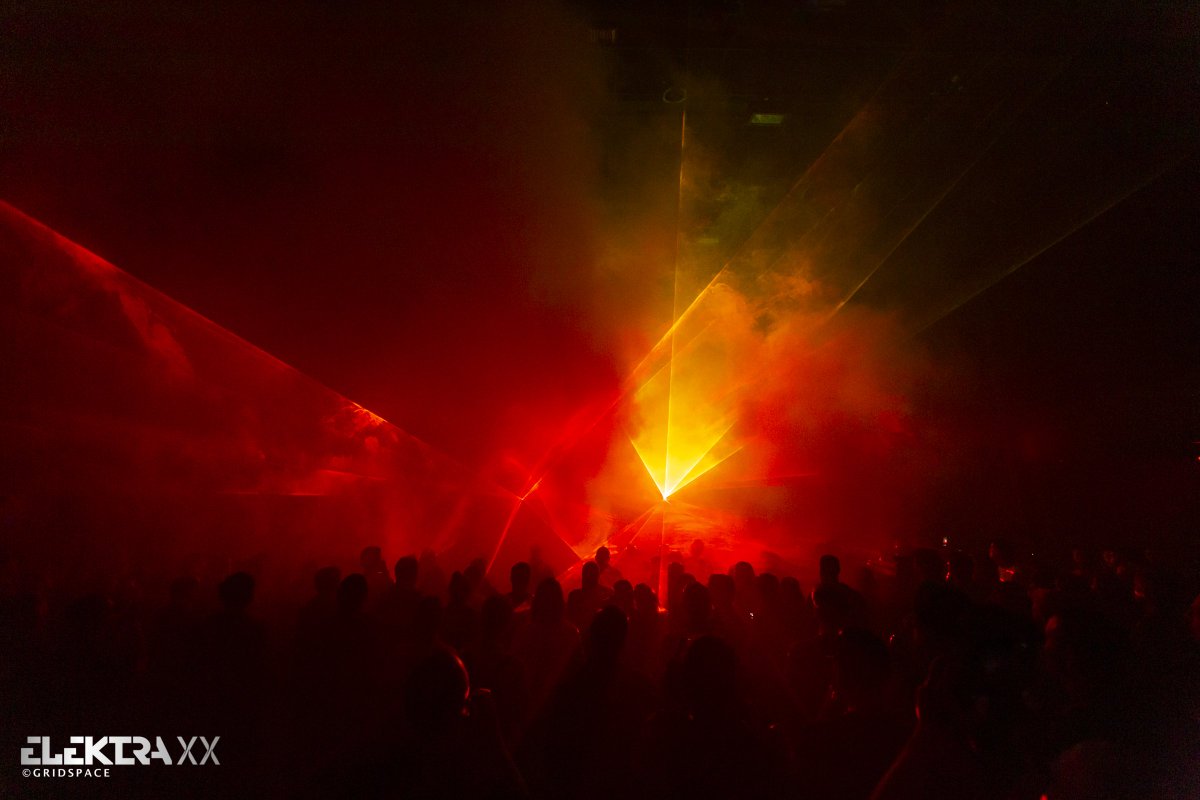 elektramontreal's tweet photo. Relive the 20th edition of the ELEKTRA festival in pictures  https://t.co/7tsEQFgGwX 
#Elektra2019 #elektraXX #ELEKTRAfestival #artsnumerique #digitalart #performances #immersiveexperiences https://t.co/YsPLKTtoER