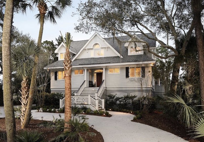 Are you looking to upgrade your home? Call today, we can renovate your entire home!