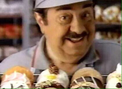 espofootball's tweet photo. #BTD Jun28,1922 #MichaelVale RIP actor, famous for being the longtime sleepy-eyed mascot "Fred the Baker" with tag line "Time to make the donuts" in Dunkin' Donuts commercials. Video==> https://t.co/AN68v8qpWm https://t.co/ao1tRkF6QR